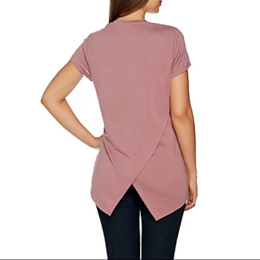 Lisa Rinna Collection Back Detail Scoop Neck Knit Top - Picture 2 of 3